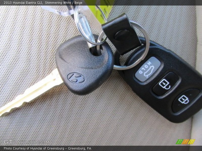Shimmering White / Beige 2013 Hyundai Elantra GLS