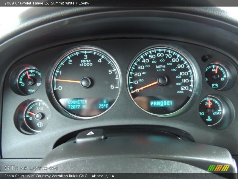 Summit White / Ebony 2009 Chevrolet Tahoe LS