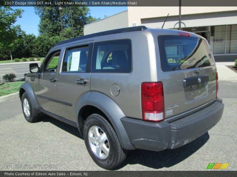 Light Khaki Metallic / Dark Khaki/Medium Khaki 2007 Dodge Nitro SXT 4x4