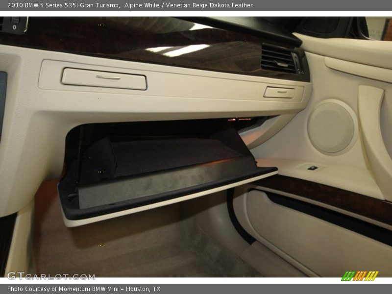 Alpine White / Venetian Beige Dakota Leather 2010 BMW 5 Series 535i Gran Turismo