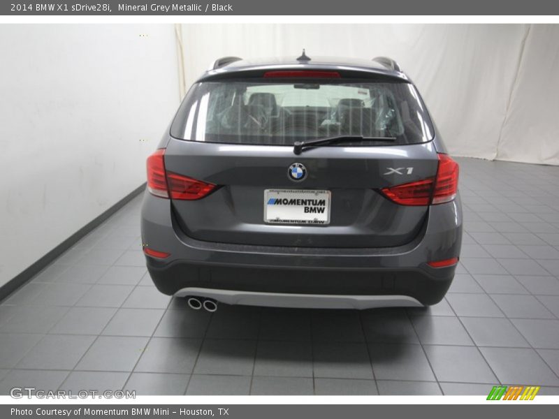 Mineral Grey Metallic / Black 2014 BMW X1 sDrive28i