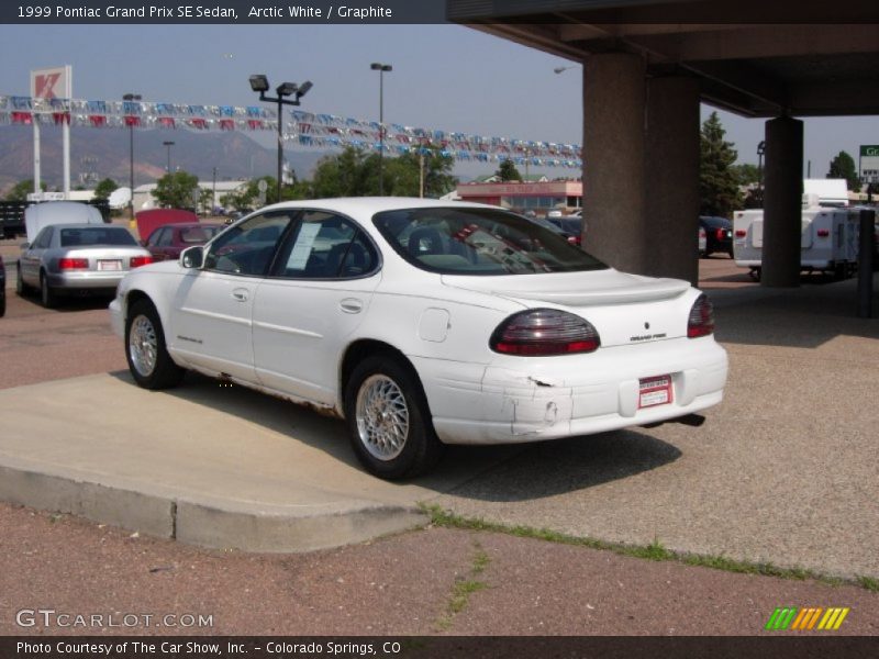 Arctic White / Graphite 1999 Pontiac Grand Prix SE Sedan