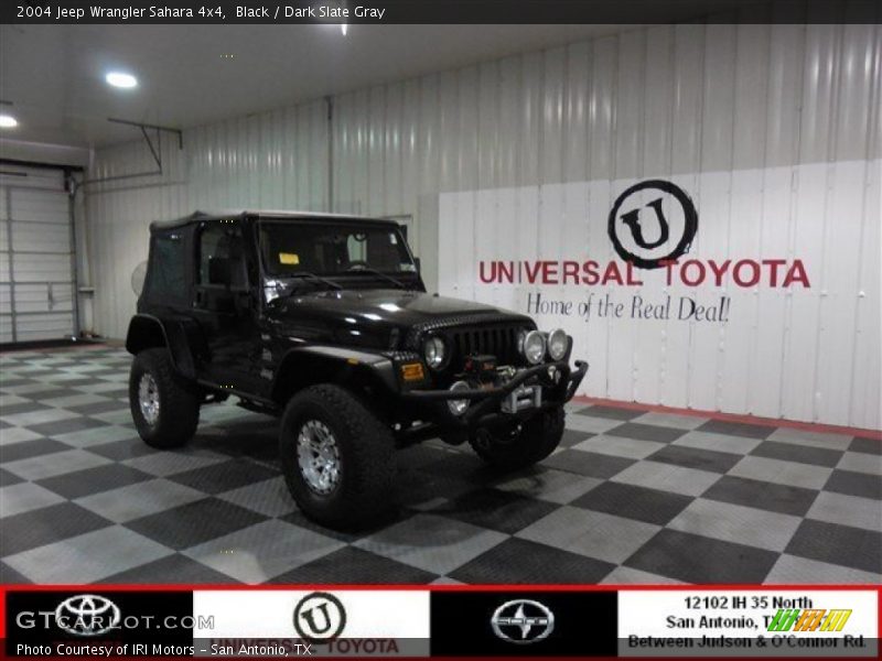 Black / Dark Slate Gray 2004 Jeep Wrangler Sahara 4x4