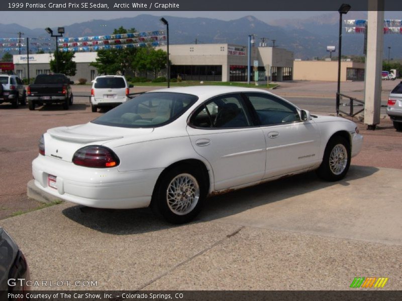 Arctic White / Graphite 1999 Pontiac Grand Prix SE Sedan