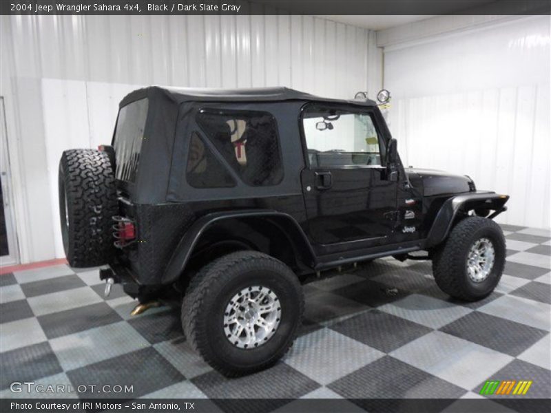 Black / Dark Slate Gray 2004 Jeep Wrangler Sahara 4x4