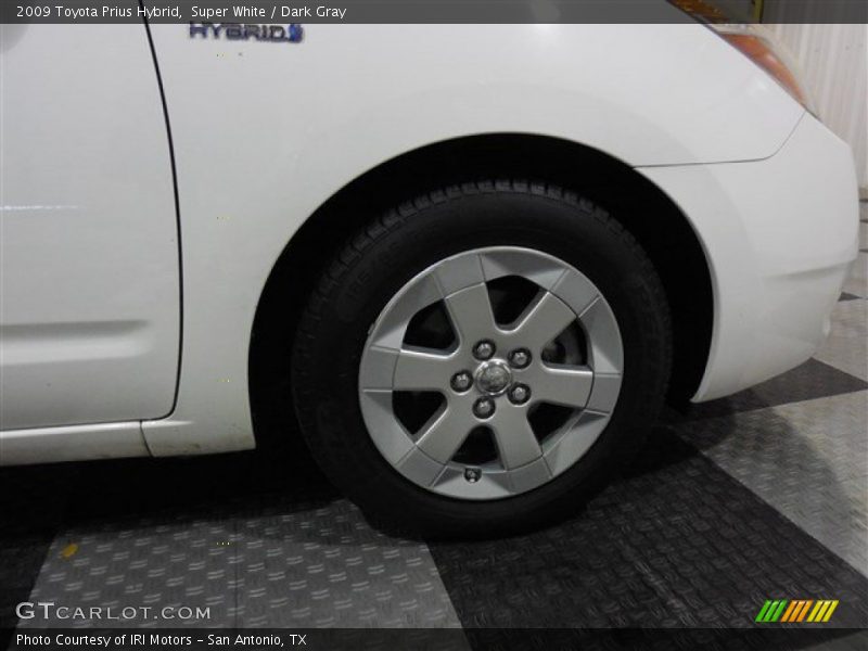 Super White / Dark Gray 2009 Toyota Prius Hybrid