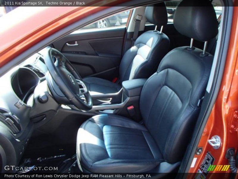 Front Seat of 2011 Sportage SX