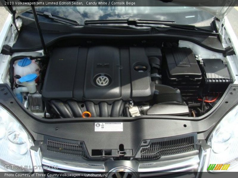 Candy White / Cornsilk Beige 2010 Volkswagen Jetta Limited Edition Sedan