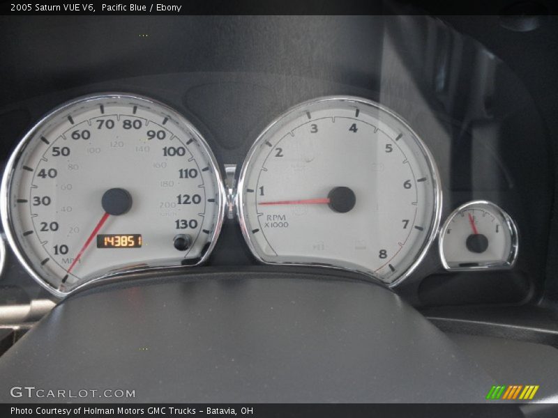Pacific Blue / Ebony 2005 Saturn VUE V6