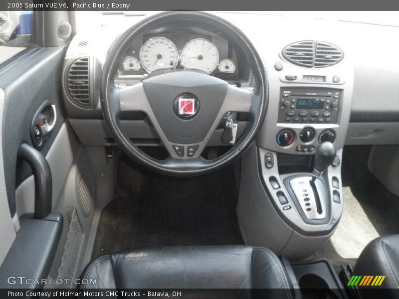 Pacific Blue / Ebony 2005 Saturn VUE V6