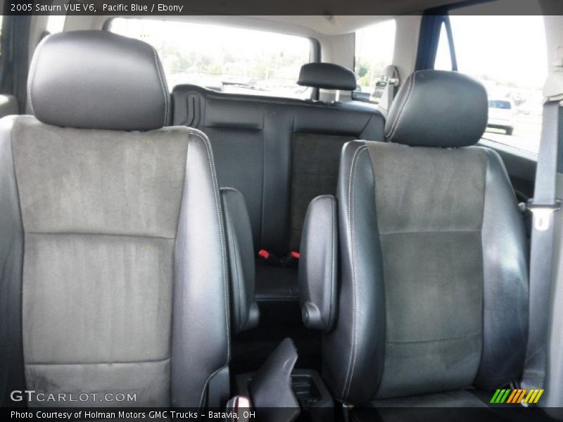Pacific Blue / Ebony 2005 Saturn VUE V6