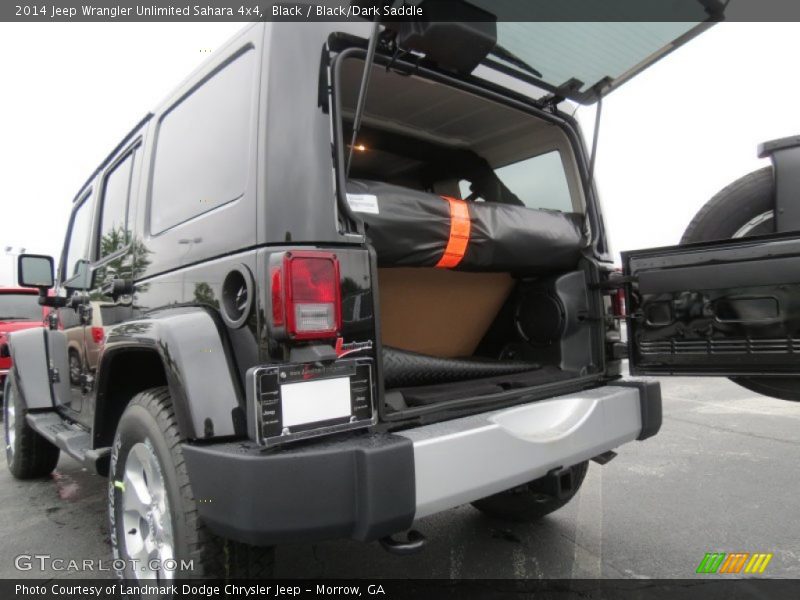 Black / Black/Dark Saddle 2014 Jeep Wrangler Unlimited Sahara 4x4