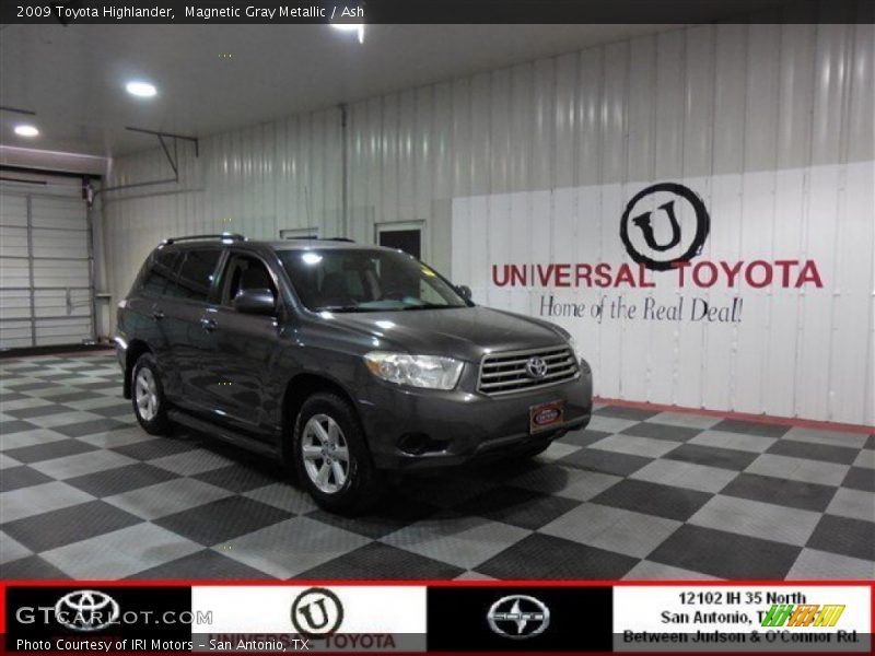 Magnetic Gray Metallic / Ash 2009 Toyota Highlander