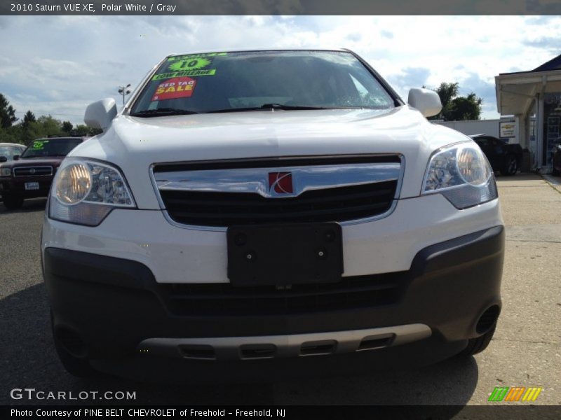 Polar White / Gray 2010 Saturn VUE XE