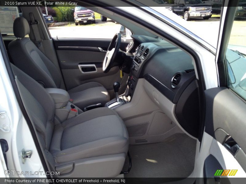 Polar White / Gray 2010 Saturn VUE XE