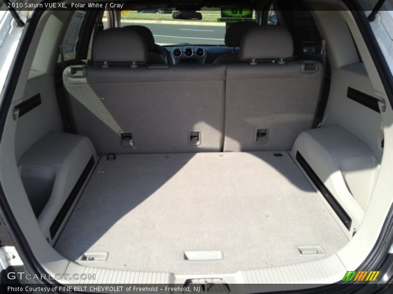 Polar White / Gray 2010 Saturn VUE XE