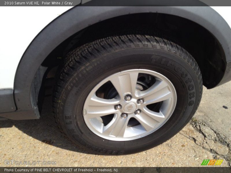 Polar White / Gray 2010 Saturn VUE XE