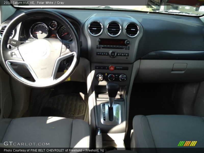 Polar White / Gray 2010 Saturn VUE XE