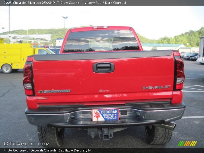 Victory Red / Dark Charcoal 2005 Chevrolet Silverado 2500HD LT Crew Cab 4x4