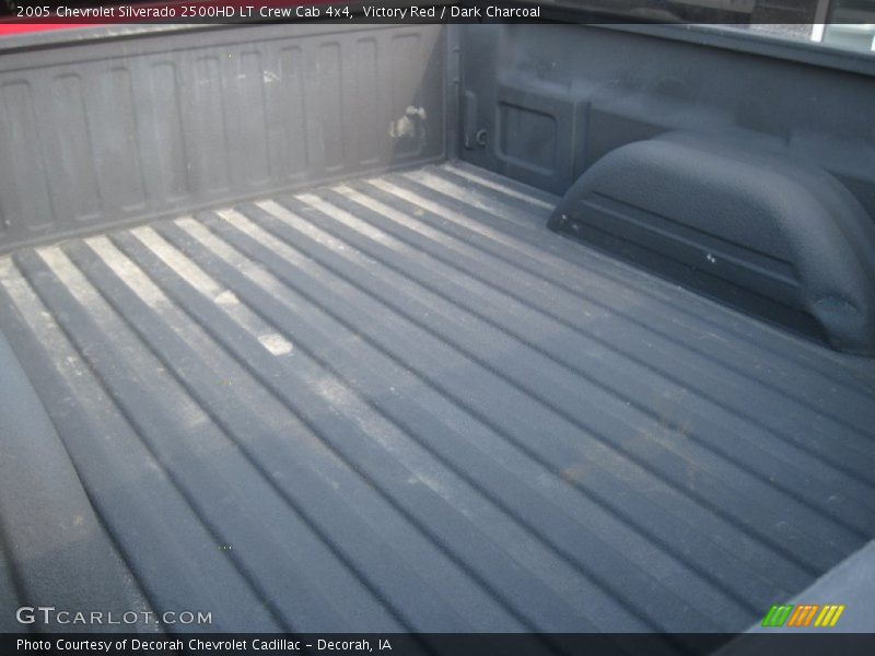 Victory Red / Dark Charcoal 2005 Chevrolet Silverado 2500HD LT Crew Cab 4x4