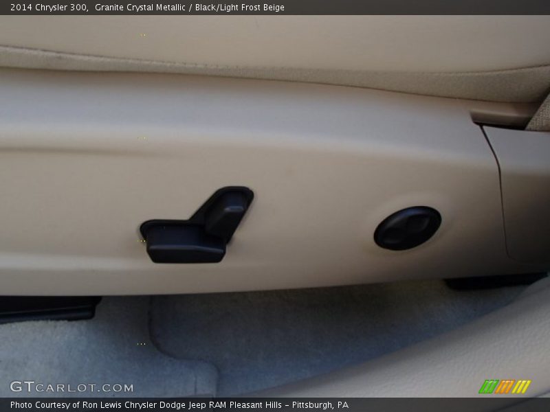 Granite Crystal Metallic / Black/Light Frost Beige 2014 Chrysler 300