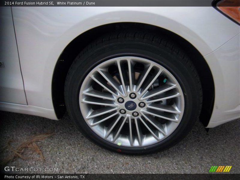 White Platinum / Dune 2014 Ford Fusion Hybrid SE