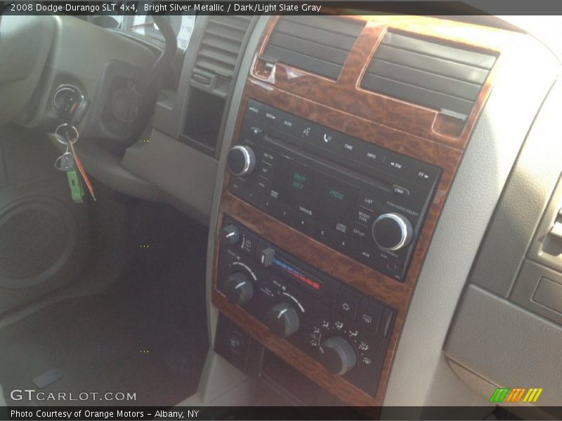 Bright Silver Metallic / Dark/Light Slate Gray 2008 Dodge Durango SLT 4x4