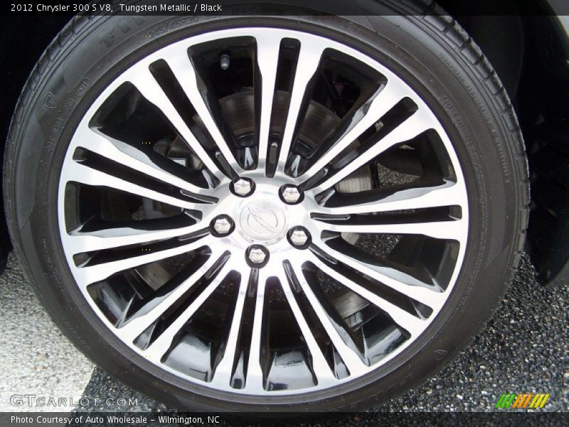  2012 300 S V8 Wheel