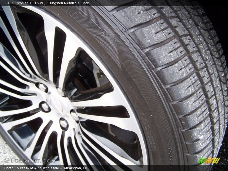 Tungsten Metallic / Black 2012 Chrysler 300 S V8