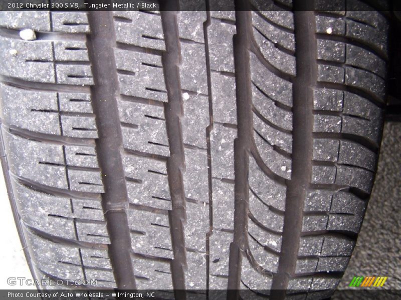 Tungsten Metallic / Black 2012 Chrysler 300 S V8