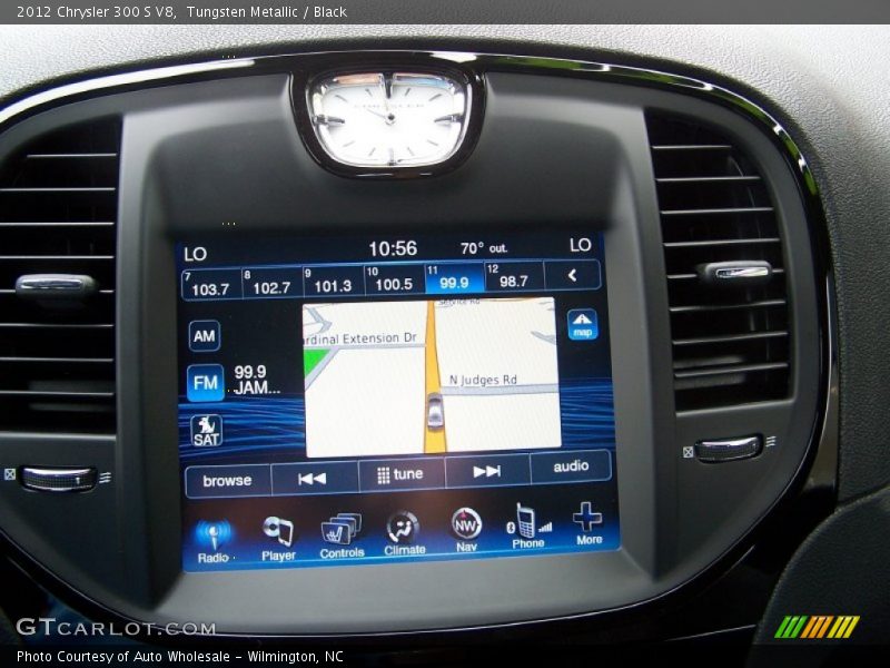 Navigation of 2012 300 S V8