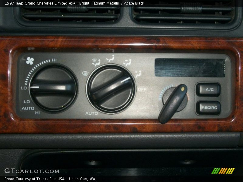 Controls of 1997 Grand Cherokee Limited 4x4