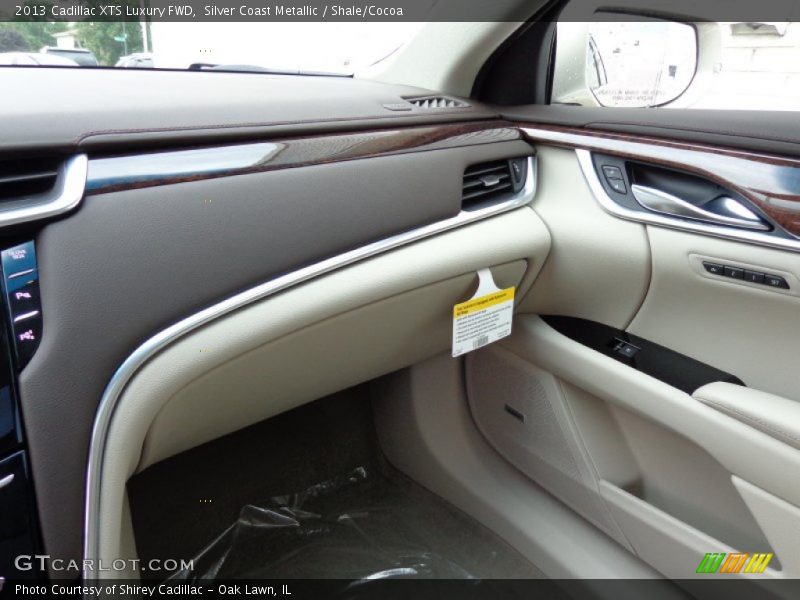 Silver Coast Metallic / Shale/Cocoa 2013 Cadillac XTS Luxury FWD