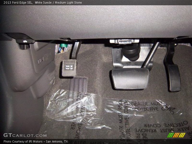 White Suede / Medium Light Stone 2013 Ford Edge SEL