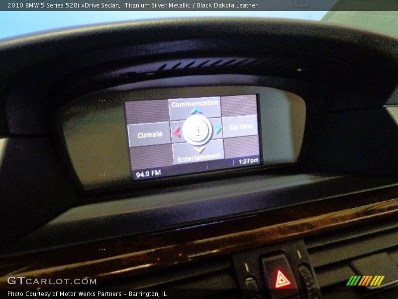 Titanium Silver Metallic / Black Dakota Leather 2010 BMW 5 Series 528i xDrive Sedan