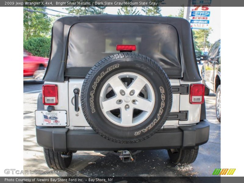 Bright Silver Metallic / Dark Slate Gray/Medium Slate Gray 2009 Jeep Wrangler X 4x4