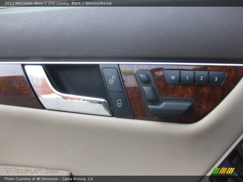 Black / Almond/Mocha 2011 Mercedes-Benz C 300 Luxury