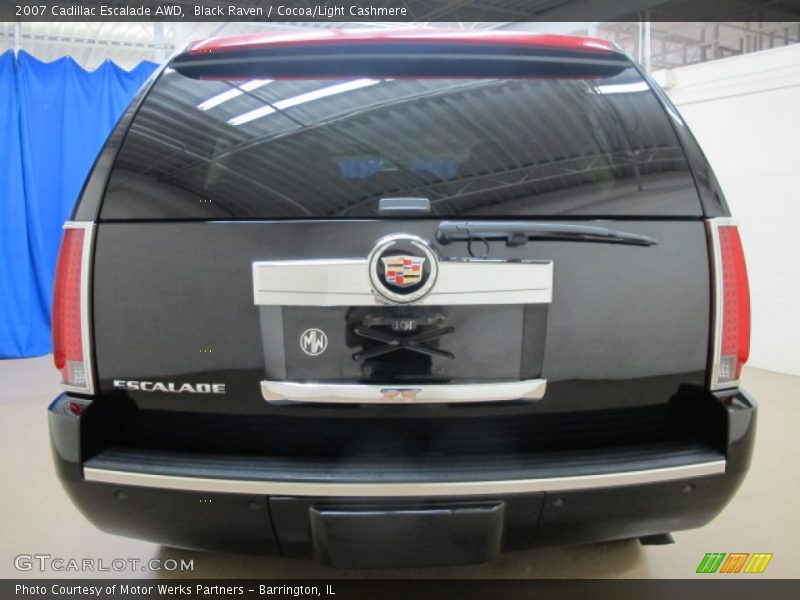 Black Raven / Cocoa/Light Cashmere 2007 Cadillac Escalade AWD