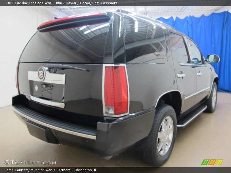 Black Raven / Cocoa/Light Cashmere 2007 Cadillac Escalade AWD