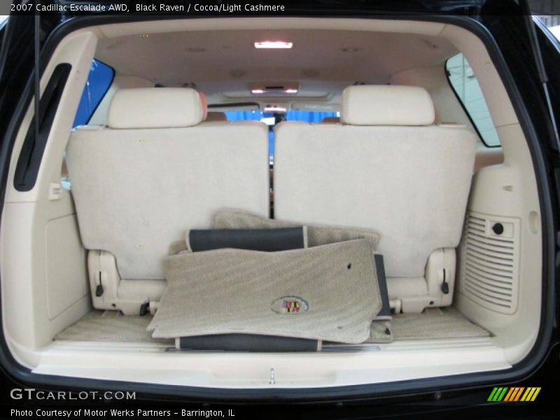 Black Raven / Cocoa/Light Cashmere 2007 Cadillac Escalade AWD