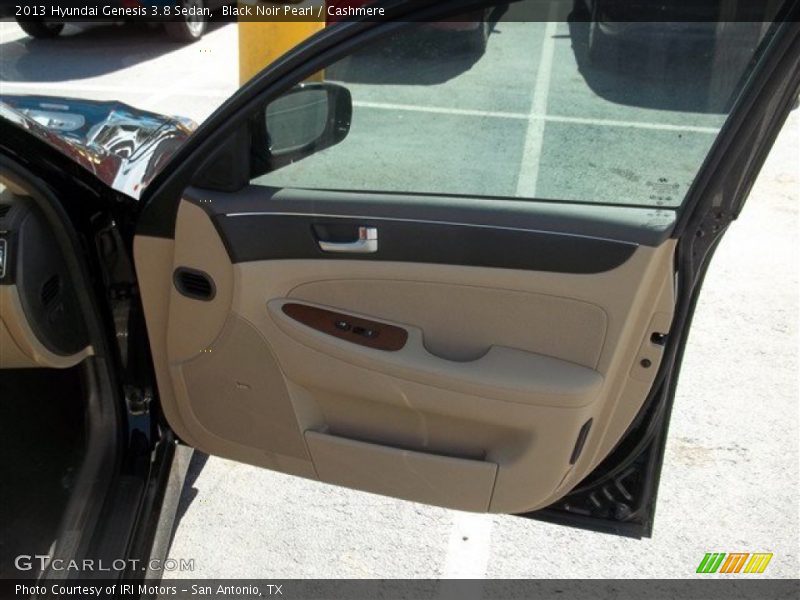 Black Noir Pearl / Cashmere 2013 Hyundai Genesis 3.8 Sedan