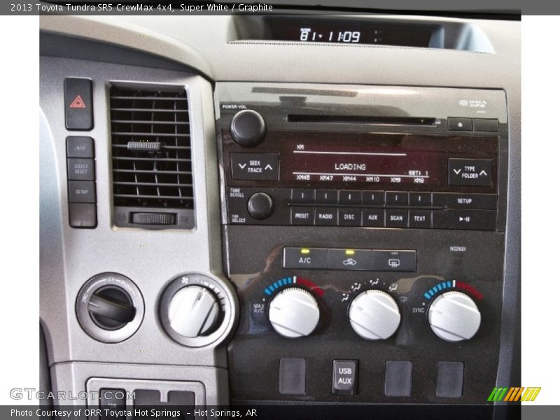 Super White / Graphite 2013 Toyota Tundra SR5 CrewMax 4x4