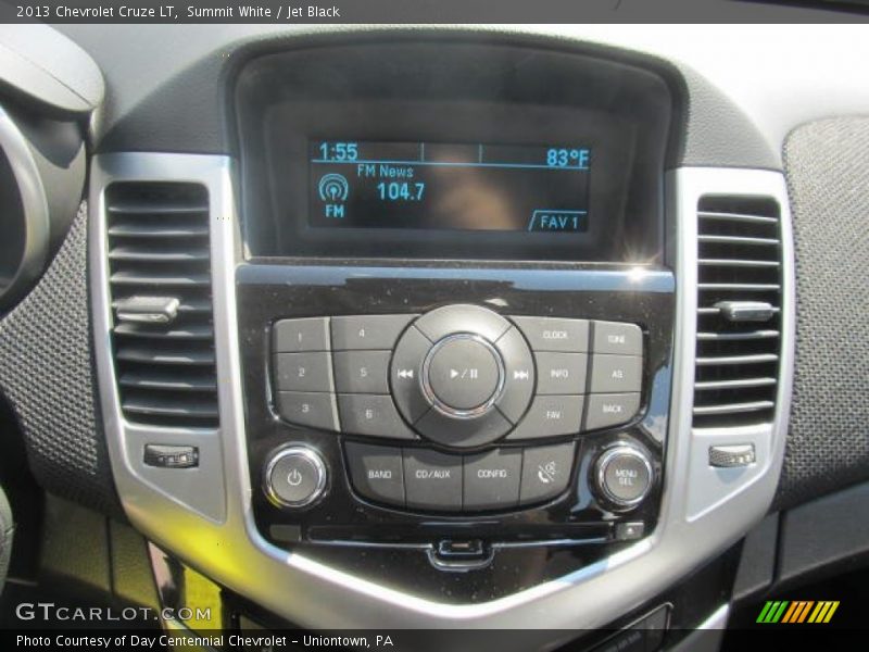 Summit White / Jet Black 2013 Chevrolet Cruze LT