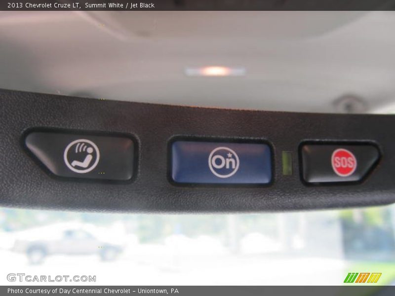 Summit White / Jet Black 2013 Chevrolet Cruze LT