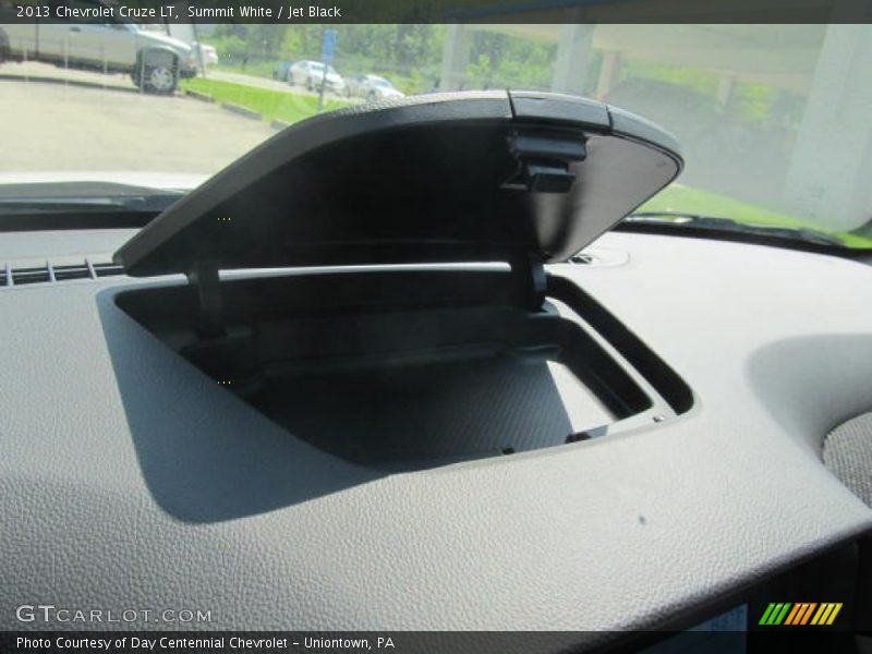 Summit White / Jet Black 2013 Chevrolet Cruze LT