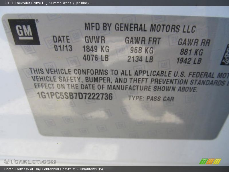 Summit White / Jet Black 2013 Chevrolet Cruze LT