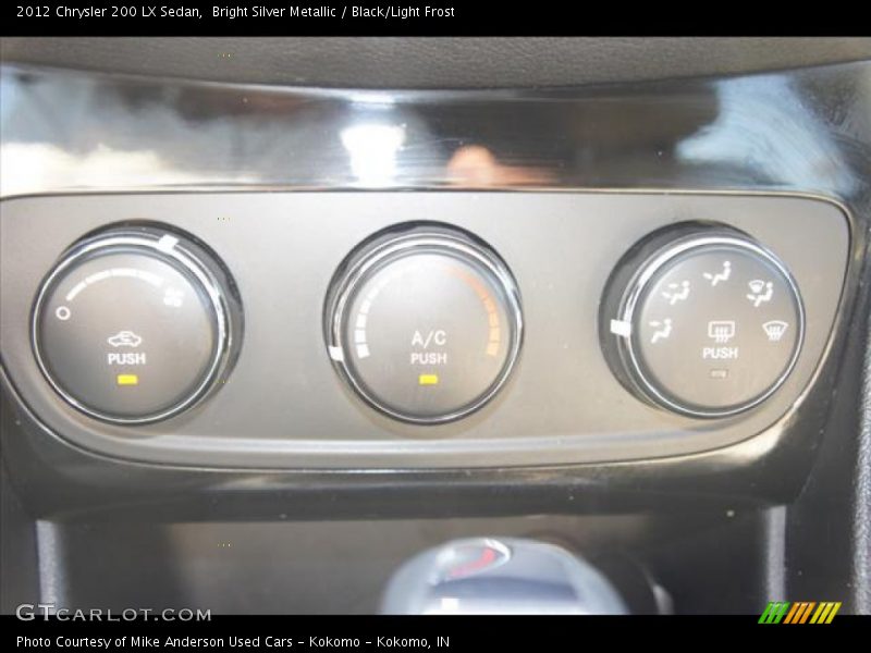 Bright Silver Metallic / Black/Light Frost 2012 Chrysler 200 LX Sedan
