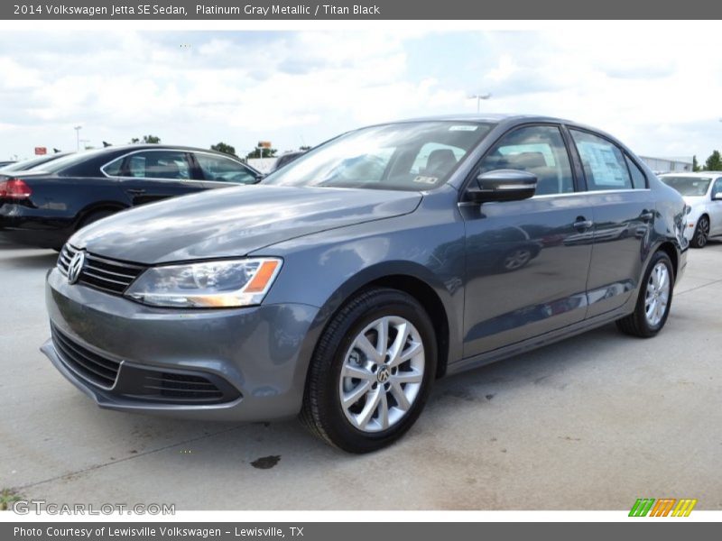 Platinum Gray Metallic / Titan Black 2014 Volkswagen Jetta SE Sedan