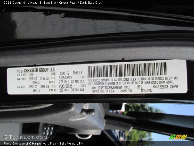 Brilliant Black Crystal Pearl / Dark Slate Gray 2011 Dodge Nitro Heat