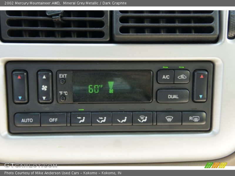 Mineral Grey Metallic / Dark Graphite 2002 Mercury Mountaineer AWD
